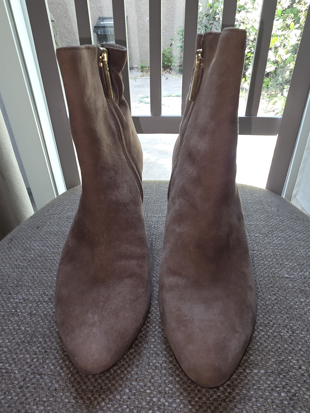 Louise et Cie Shayna Suede Block Heel Booties 
Size 6/ 36.5 - Picture 9 of 9